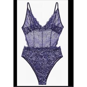 Savage X Fenty Bodysuit Womens XS Teddy Lingerie Mesh Lace Sexy Open Back